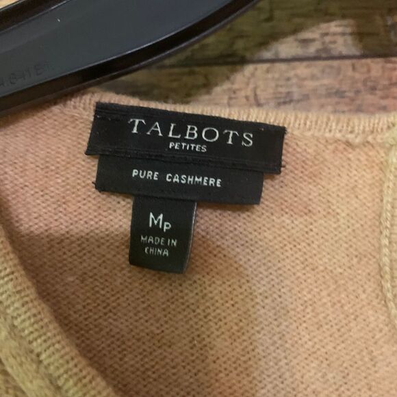 Talbots tan cashmere sweater, size medium petite - Picture 11 of 12